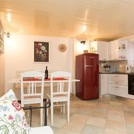 Holiday Home Smokovec Vrbnik Exterior photo